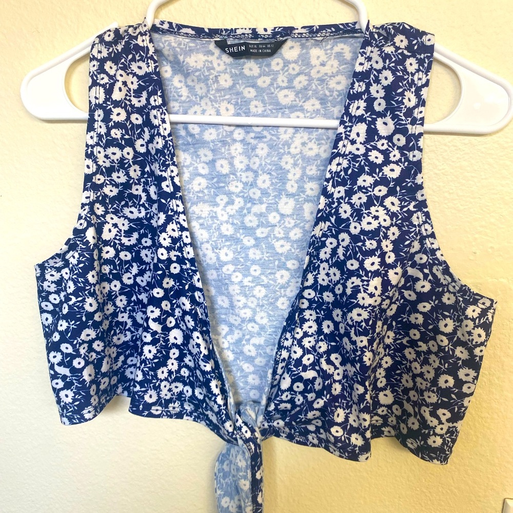 SHEIN crop top